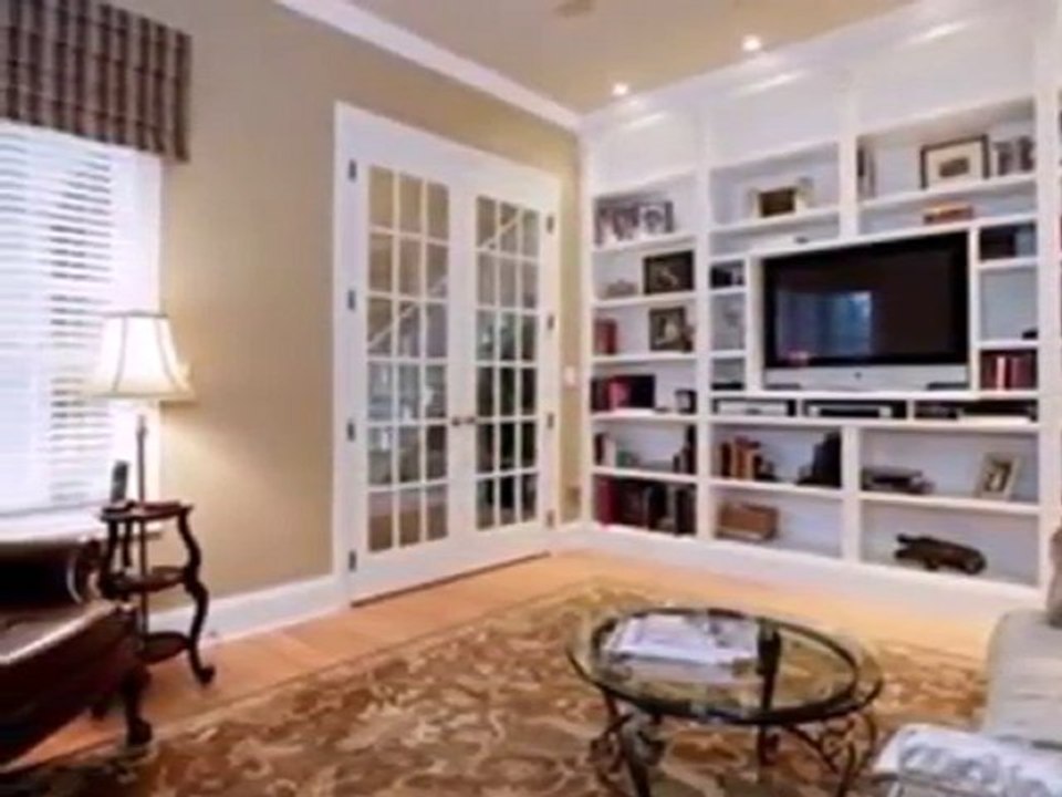 Homes for Sale - 32 Forest Gate Cir - Oak Brook, IL 60523 -