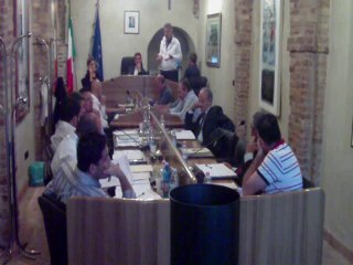 Introduzione consiglio comunale Tortoreto del 30 giugno 10