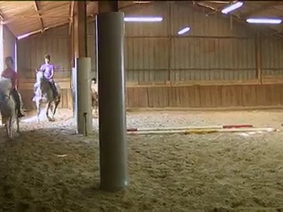 C...SPORTS AUX ECURIES DE CAPTAIN BROWN A NEUILLY EN THELLE