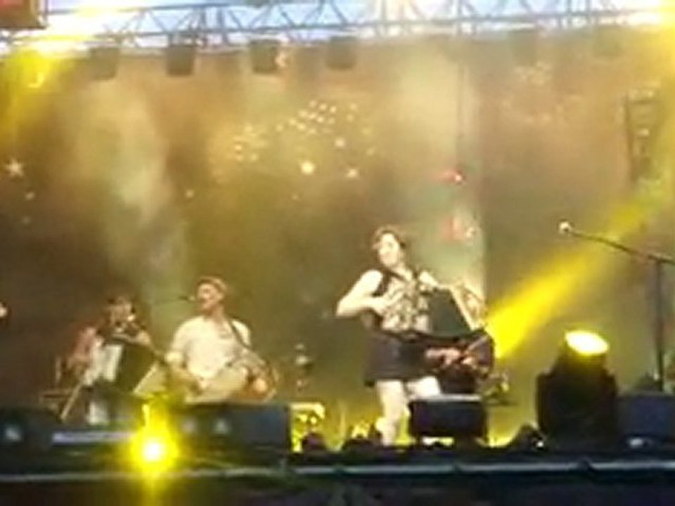 Olivia Ruiz et les Bombes 2 bal - Toujours L'amour