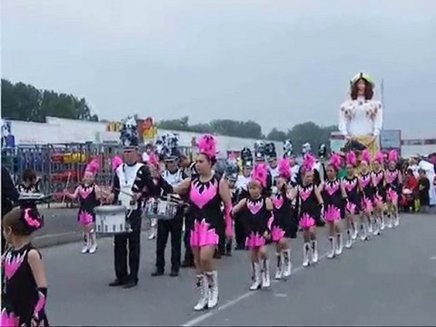les majorettes de maubeuge en juin 2008 à Ste Catherine