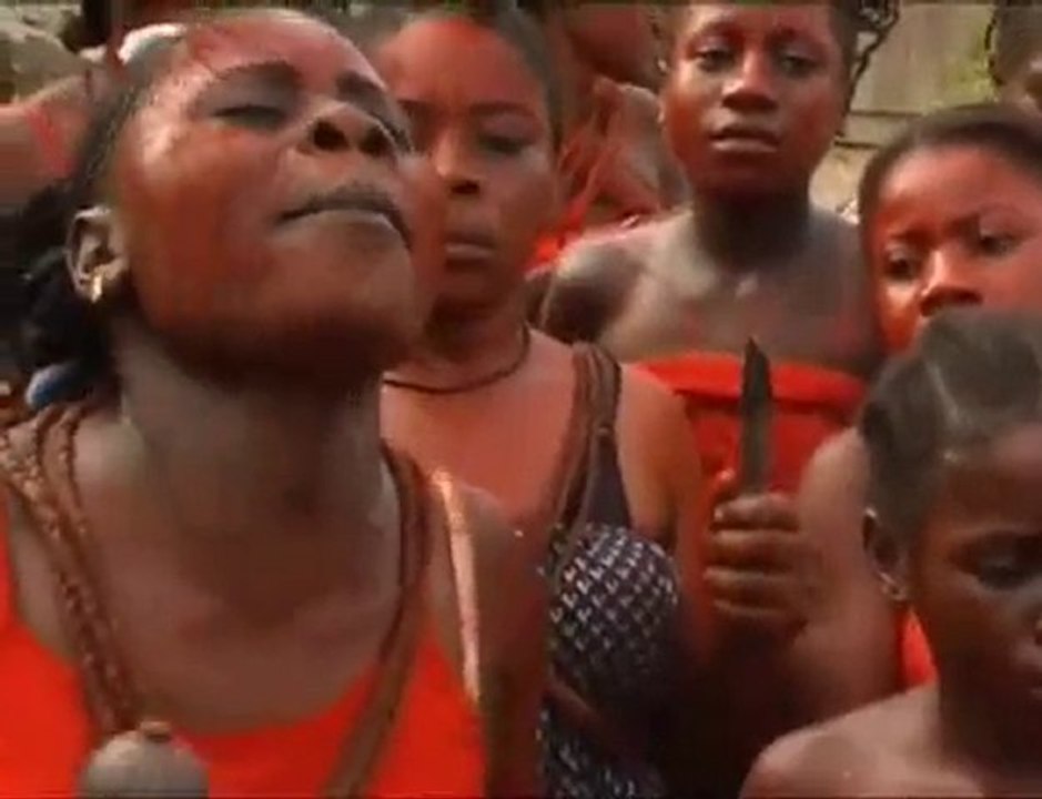 je t'invite - Annie-Flore Batchiellilys