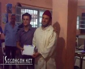 تكريم الوجه الرياضي المعروف في أزغنغان الطاهر...