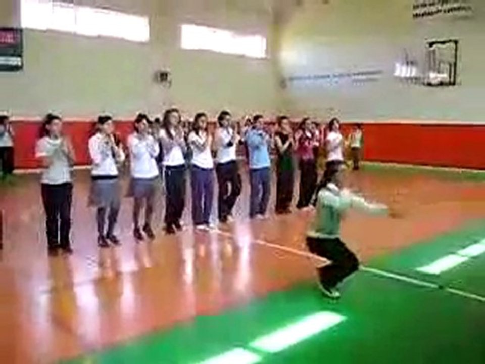 Tuzla Ekspres Gazetesi-Kaşif Kalkavan Lisesi Folklor Grubu 1