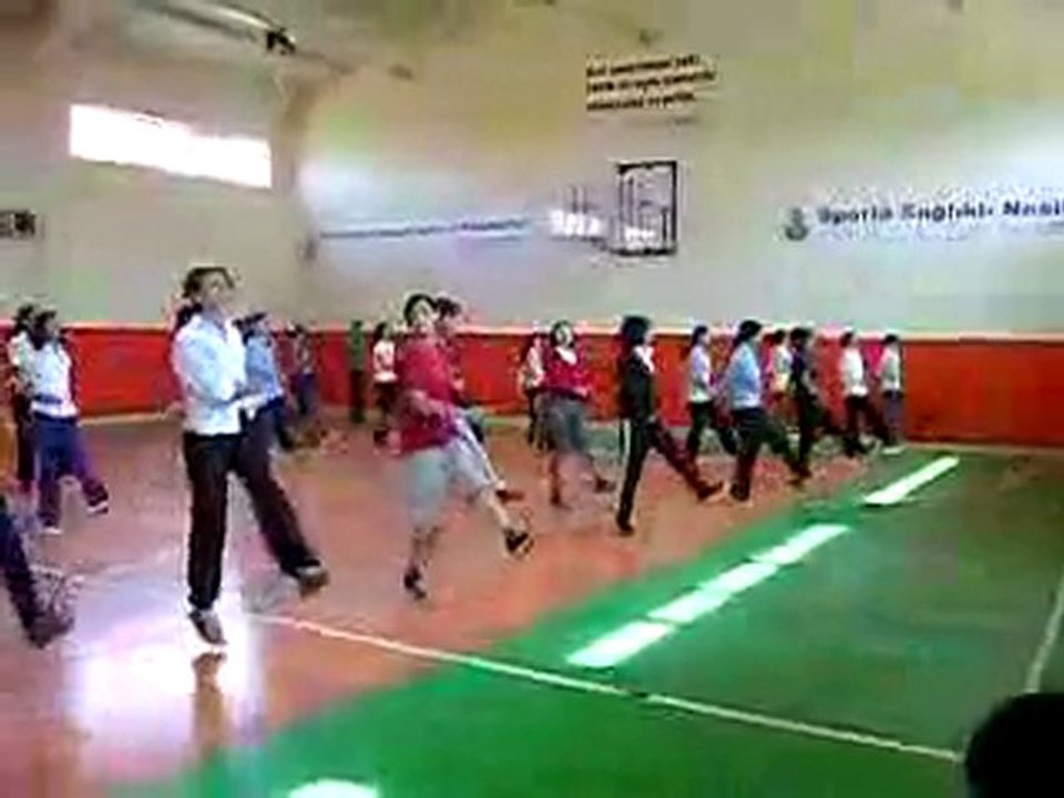 Tuzla Ekspres Gazetesi-Kaşif Kalkavan Lisesi Folklor Grubu 2