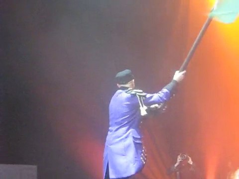 TOUS LE MEME DRAPEAU FOREST NATIONAL 3 MARS 2010