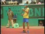 Chamada de Partida de Tênis em Roland Garros Guga