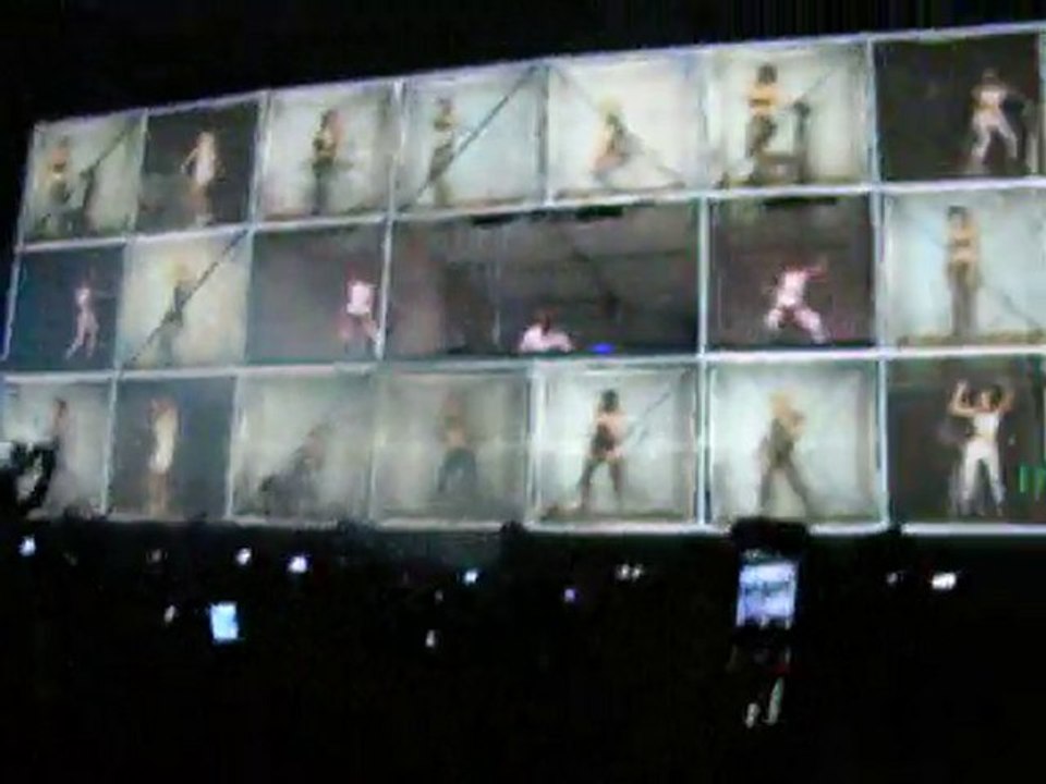 Armin Van Buuren ISTANBUL - KUCUKCIFTLIK PARK - 16.07.2010