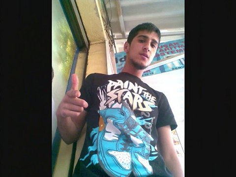 ILbey ft. DerBeDer - Eskisi Gibi Sewemem Ki (2010)