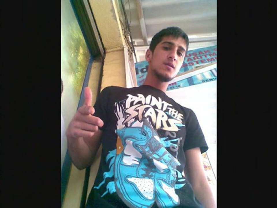 ILbey ft. DerBeDer - Eskisi Gibi Sewemem Ki (2010)