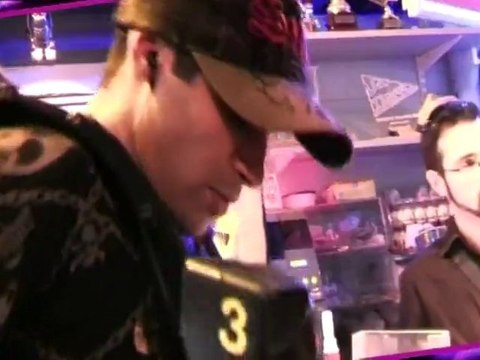 SAM & L'équipe du 16-20 au LASER QUEST de Cannes