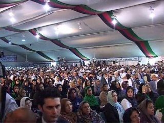 Afghanistan: une conférence pour donner une direction au pays