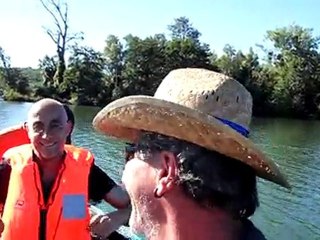 Trio embarqué sur la Seine