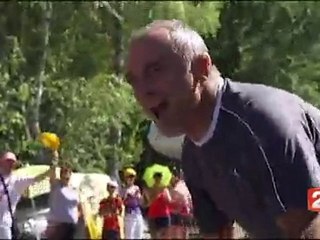 Le vélo a fond, et les supporters sous amphètes !