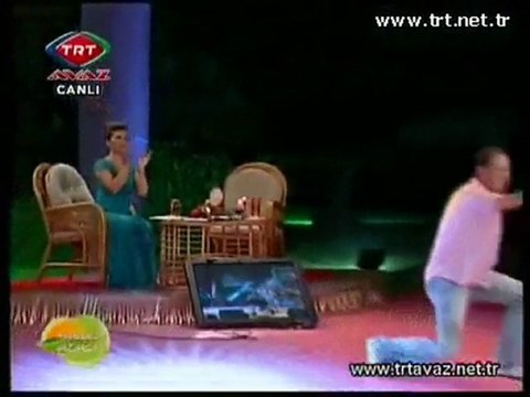 Sümer Ezgü Efe türküsü tem2010 TRT