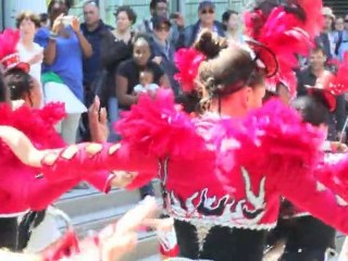 Carnival Dancers (Canon 550D)