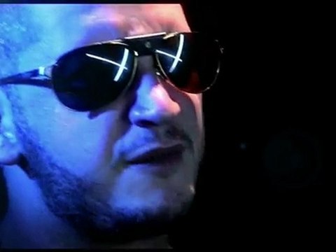 Tinie Tempah feat Seth Gueko - Pass Out