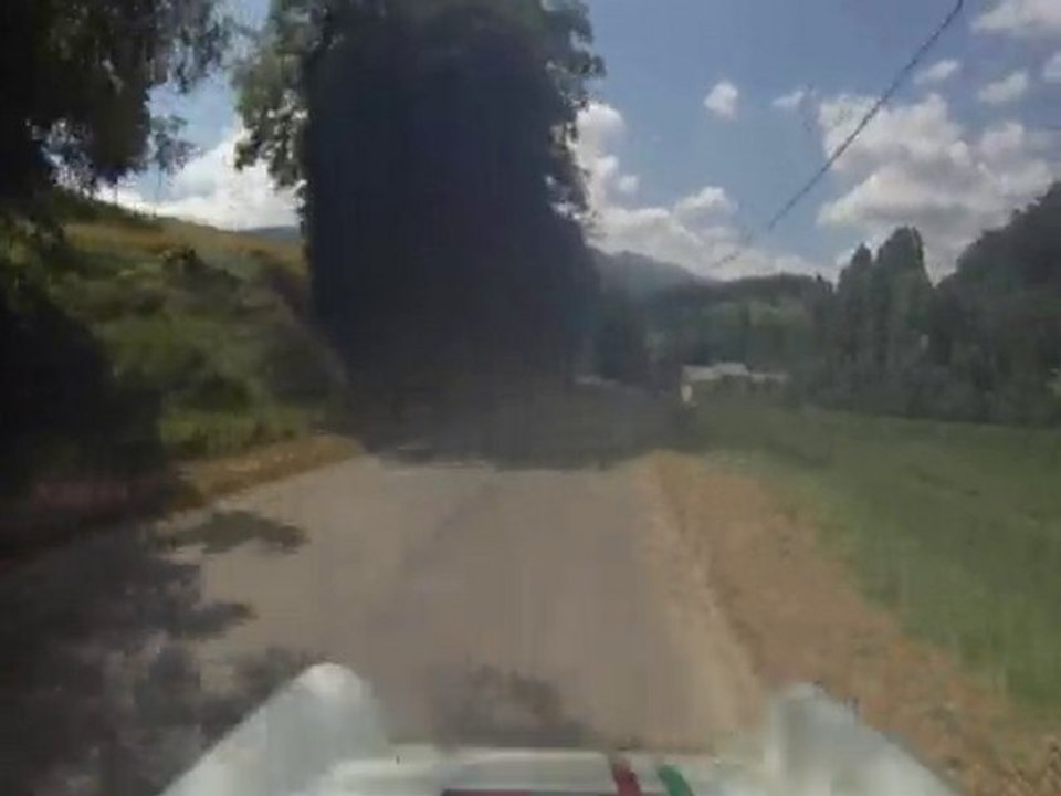 Rallye Drôme 2010 VHC  "La Motte Fanjas"  Caméra sur toit