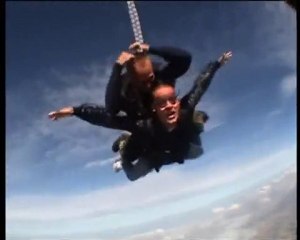 Enterrement de vie de garcon de Ludo. saut en tendem.