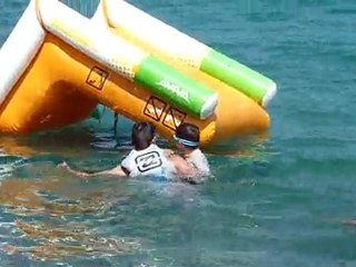 20100704 Nico sur le trampoline Corse