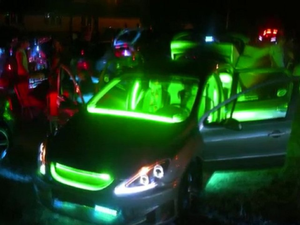 vidéo Meeting Tuning de Mazières de Touraine 2010 part.1