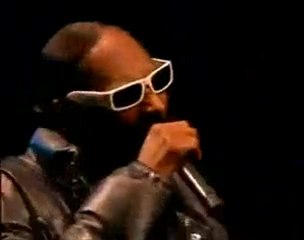 Snoop x Gorillaz Clint Eastwood at Glstonbury 2010