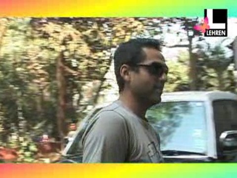 Sonam-Abhay Lock Lips In Aisha