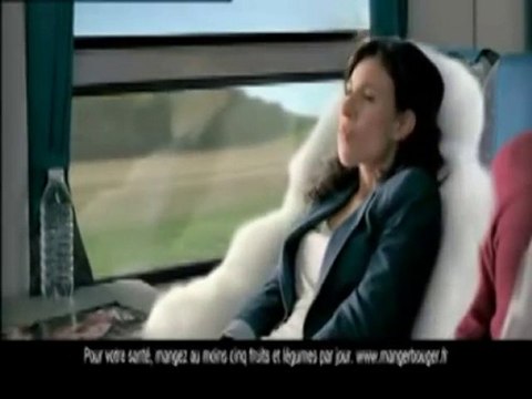 Pub Kinder Maxi (Parodie par RoteurAnonyme)