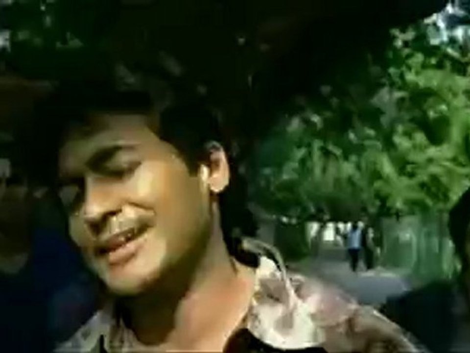 Vaaranam aayiram - yethi yethi yethi