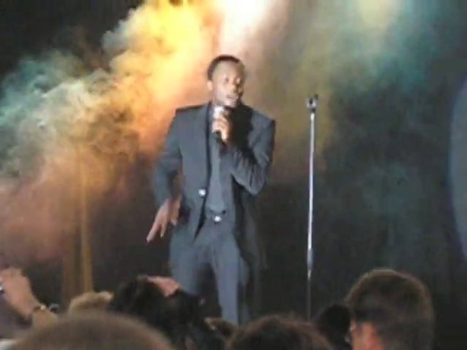 Houcine (Star Ac) au Cateau