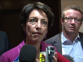 Retraites: la commission parlementaire adopte le texte