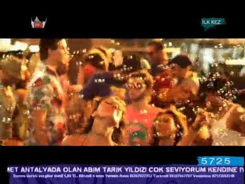 Metin Arolat-Kalpten Gidenin [2010 Video Klip]