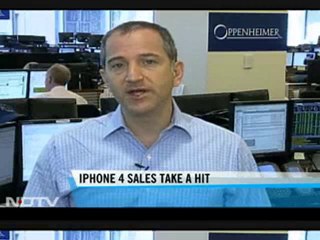 The battle of smartphones: Apple vs The Rest