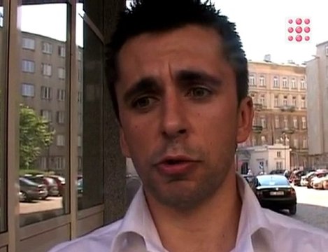 1000 podpisów za przeniesieniem krzyża...