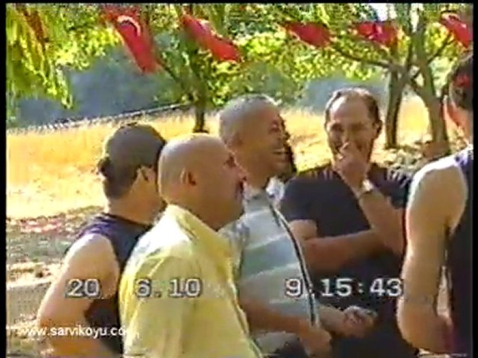 2010 PİKNİK ŞÖLENİ --HOŞ GELDİNİZ >>> www.sarvikoyu.com