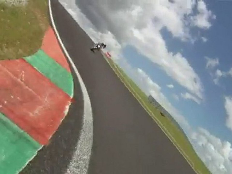 Mettet 15 07 2010 caméra sur CBR 600 Vincent