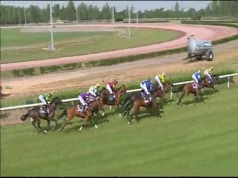 moi et Saison d'estruval pour ses débuts en obstacle