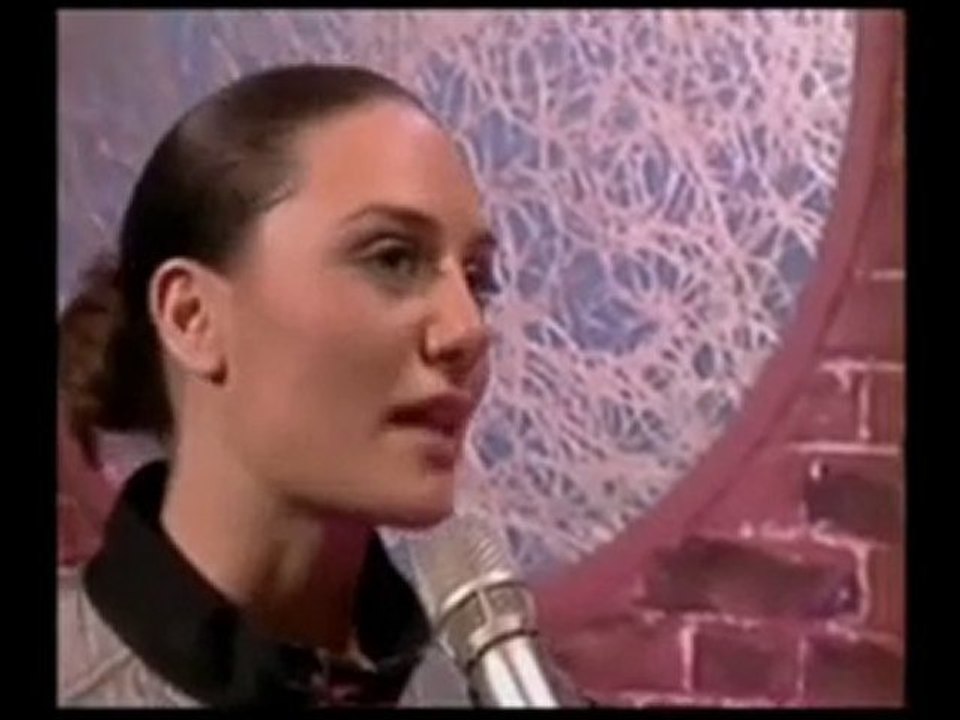 Zara_Phythian_Test_Showreel_(360p)