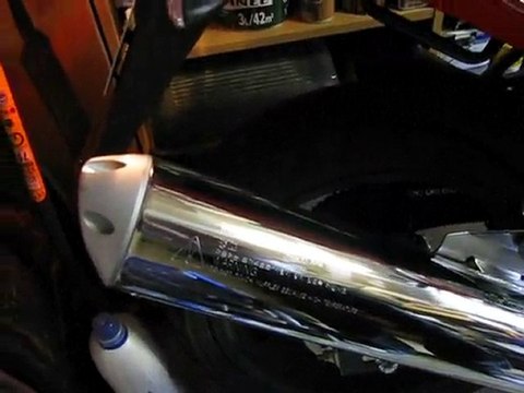 bruit échappement origine DAELIM roadsport au ralenti