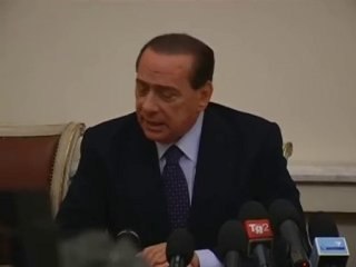 Berlusconi: "Nessun rischio per il governo"