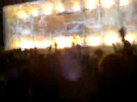 GK UW-Armin Van Buuren - Istanbul BeeGee