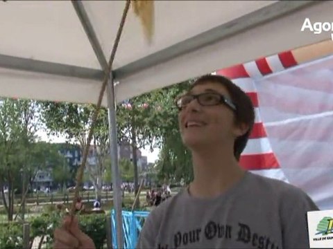 LES ESTIVALES : JONGLERIES AVEC LE CLOWN FLAT HAT AU TCHICOU PARC