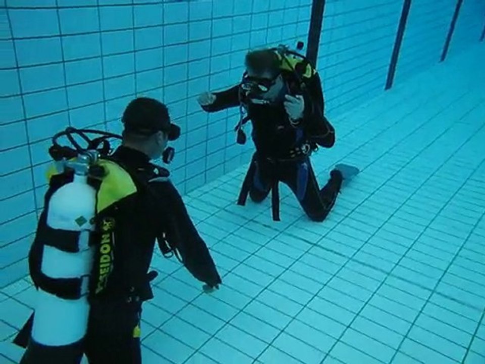 teach diving