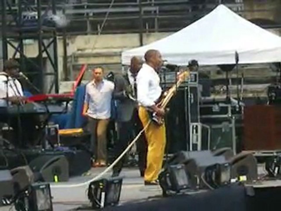 Raphael Saadiq Festival de Nimes aux Arènes 22.07.09