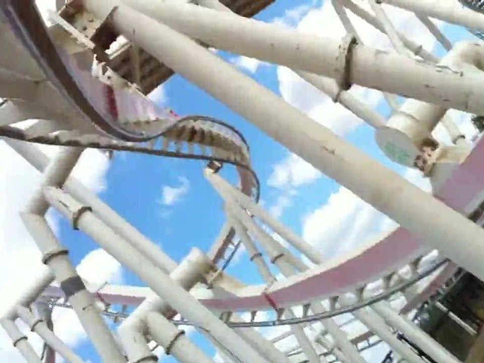 [Onride] The Monster - Walygator, France