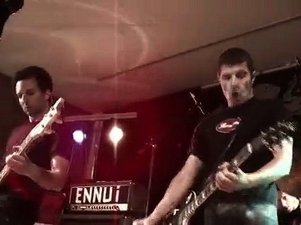 Maladroit - Embarrasse-moi (Live)
