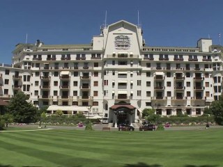 Télécharger la video: Evian Masters TV 2010 - Hotel Royal #25