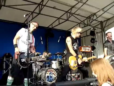 Uncommonmenfrommars @ Power Festival, La Louvière [Be] 2010