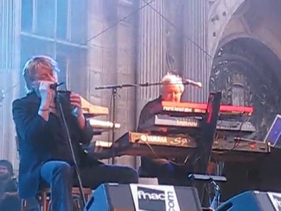 arno,live,elle pense quand elle danse, festival fnac indéten