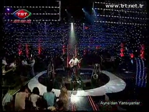 Uğur Işılak - Karışık Bir Duygudayım